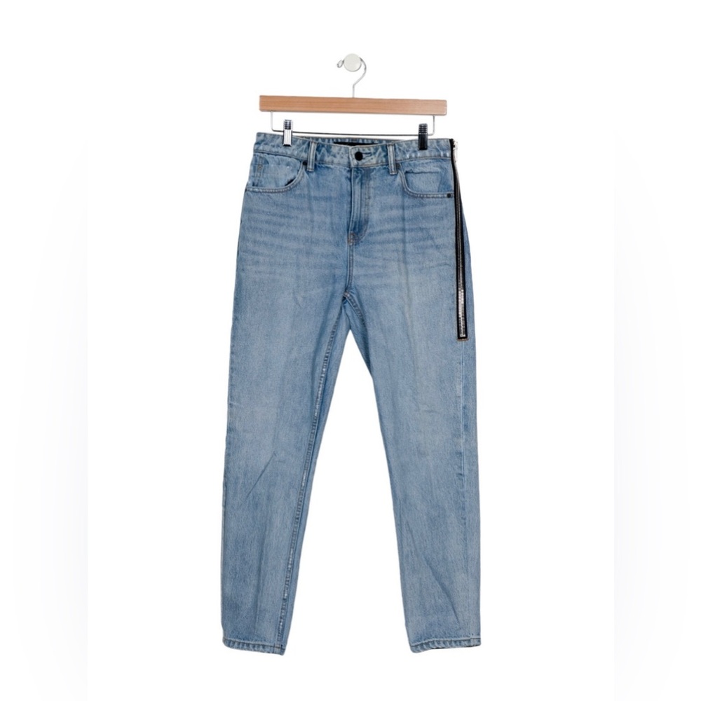 Alexander Wang Mid-Rise Straight Leg Jeans w side zipper. Excellent condition!